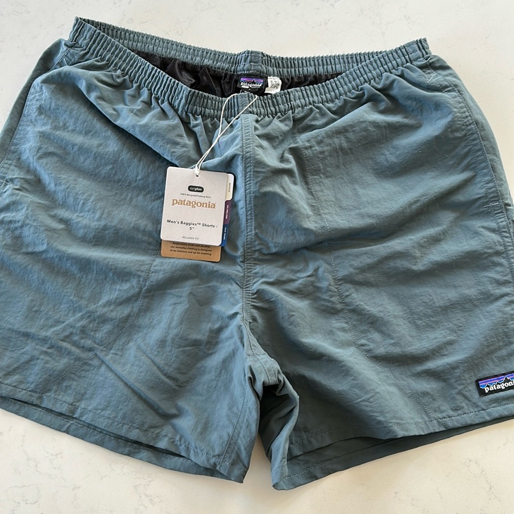 large NWT patagonia shorts